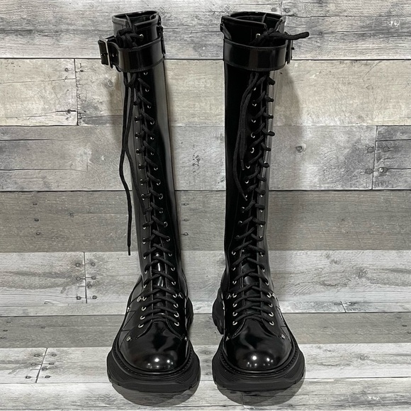 ALEXANDER MCQUEEN Tread Tall Lace-Up Platform Boot - Black - Sz - 11 US / 41 EU - Picture 3 of 13